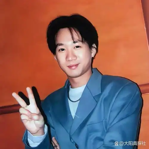 【自修】黄家驹头像