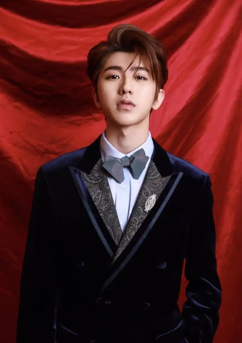 潘长江不认识蔡徐坤微博沦陷粉丝都是黑粉干的