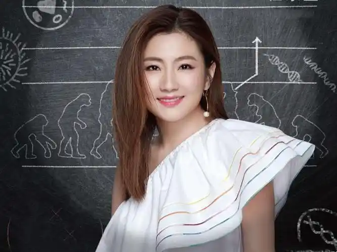 selina的春天来了离婚6年终获真爱姐妹吃瓜粉丝祝福