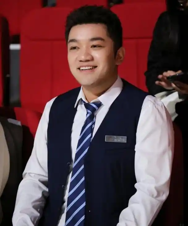 "过期"童星,路在何方?尤浩然:辉煌不再,何去何从?