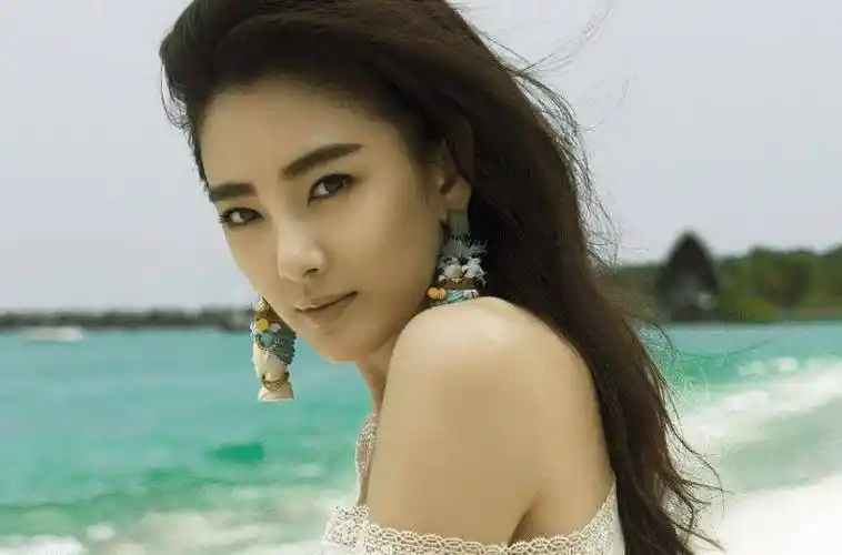 张雨绮重现《美人鱼》片段,霸道小姐姐谁不爱,维嘉被气场吓到_丁程鑫