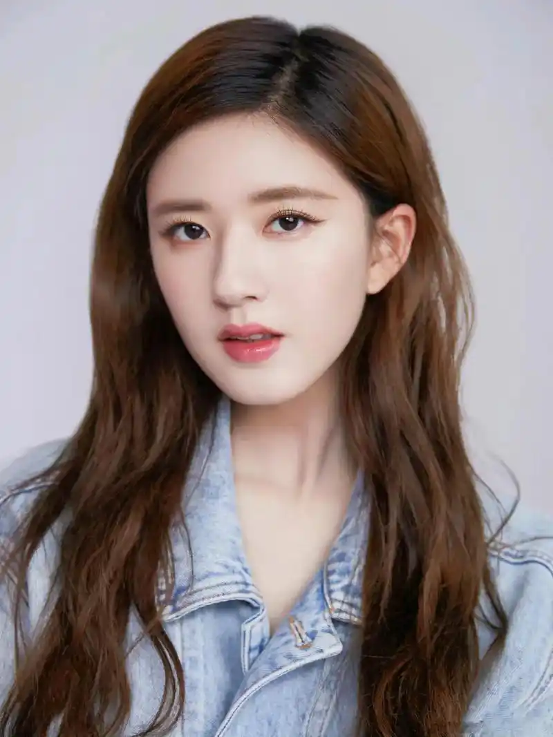 甜系女孩赵露思