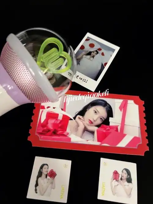 iu三代应援棒特典