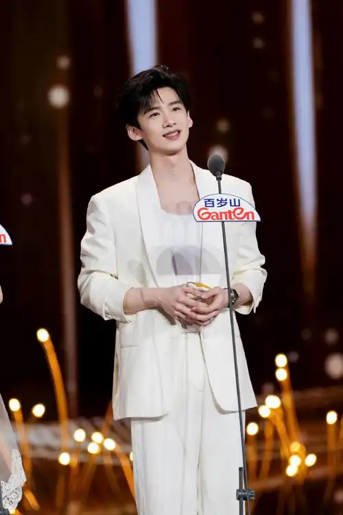 白敬亭汪新##白敬亭桑延