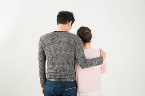 照片素材(图片): 患者 女子 日本 我的肩膀疼 背部