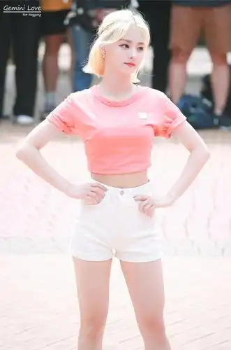 fromis_9李娜炅高清饭拍