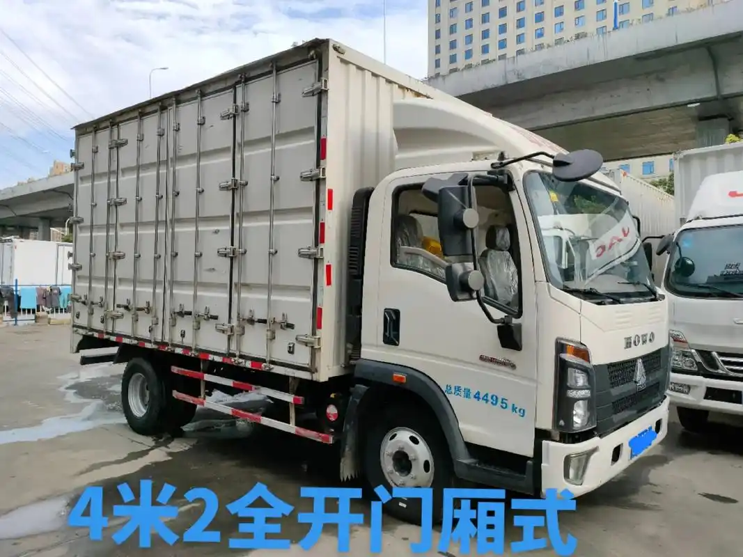 全开门4米2厢式货车.侧开门为全开门式,刚1年的准新车,75 - 抖音