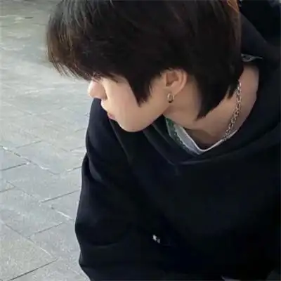 男生头像独一无二与众不同高清图片