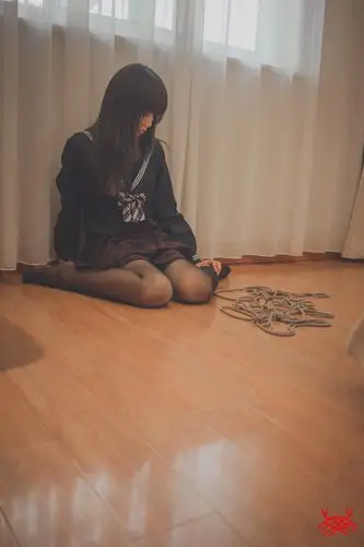 绅士向制服系少女羞耻捆绑play第二弹