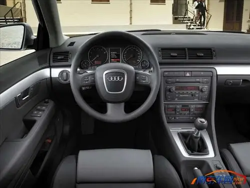 2005款奥迪a4 2.0t