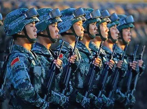 致敬八一 | 谨以此文致敬中国人民解放军!