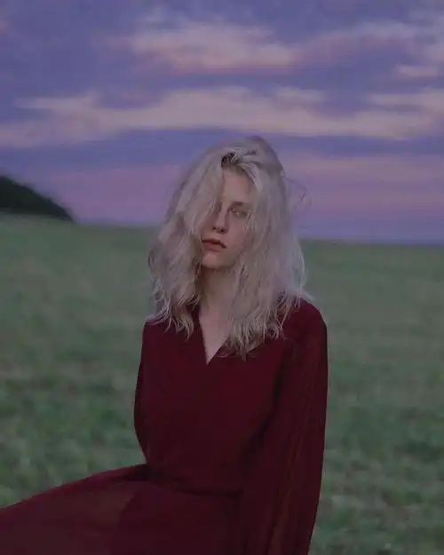 高级厌世女生头像