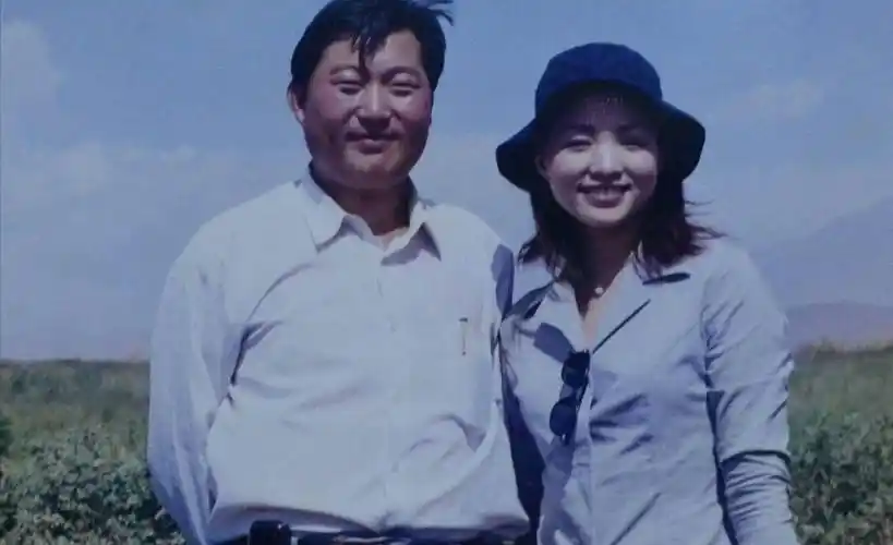 程前:和董卿有过一段情,接养母到北京享福,为亲情泪别