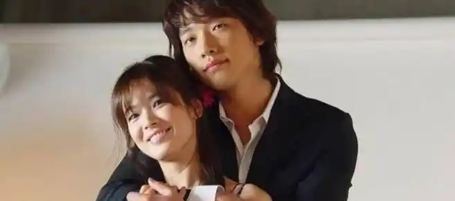 原创19年后浪漫满屋演员现状男女主没变女配却整到不敢认