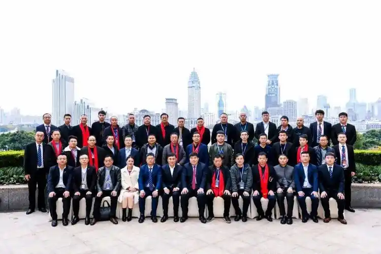 江苏友发分会场合影留念第一分公司分会场合影留念邯郸友发分会场合影