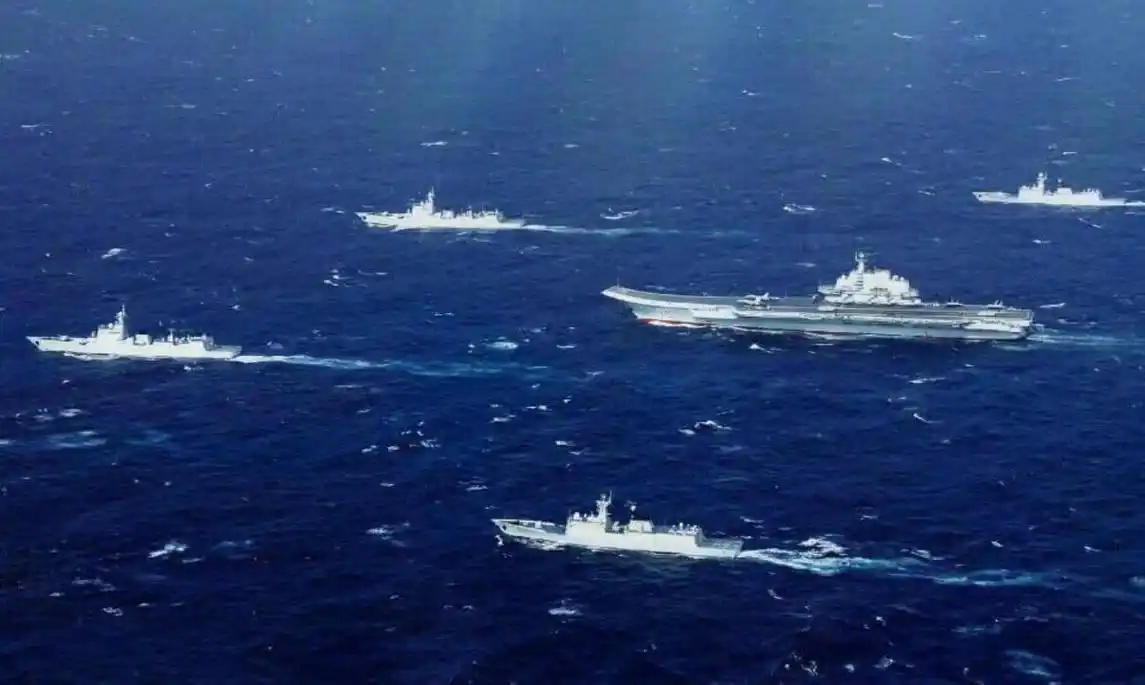 视频山东舰接力开训双航母战斗群渐行渐近