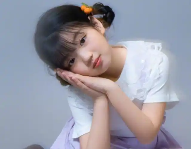 她4岁出道,为养弟弟一年给家赚了上百万,如今怎么样了?