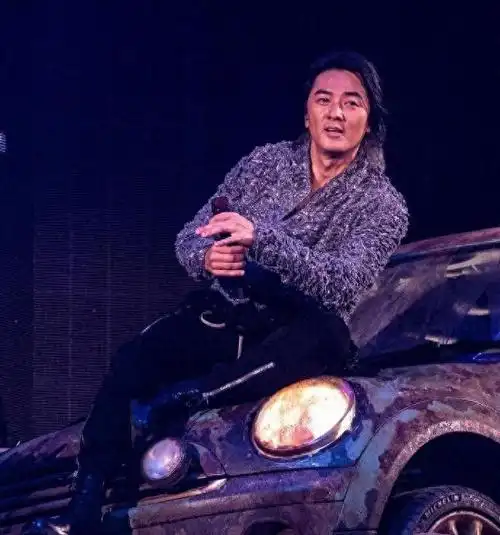 陈浩南退休久居日本年过半百状态越来越差