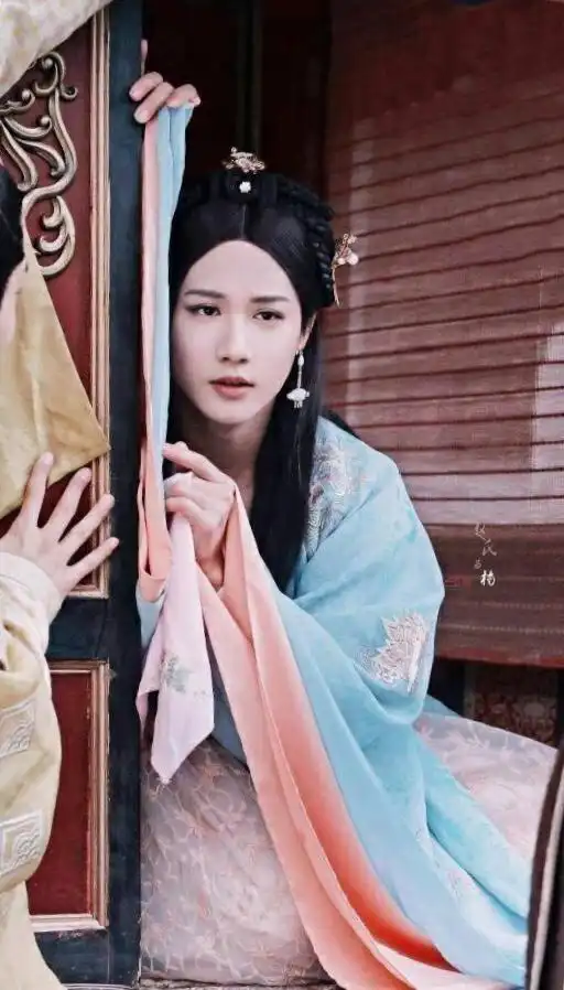 男扮女装,男明星美起来就真的没女星什么事儿了!