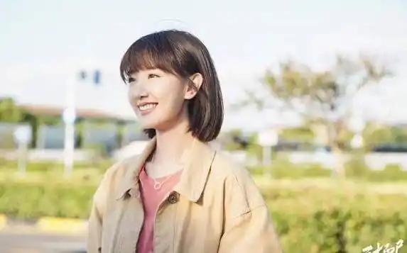 原创毛晓彤终爆出新恋情与小鲜肉同回公寓曾因陈翔劈腿江铠同分手