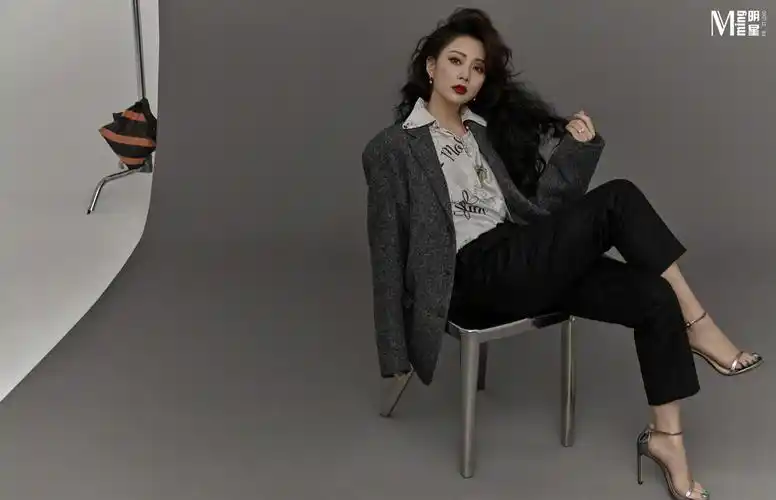 殷桃- 堆糖,美图壁纸兴趣社区