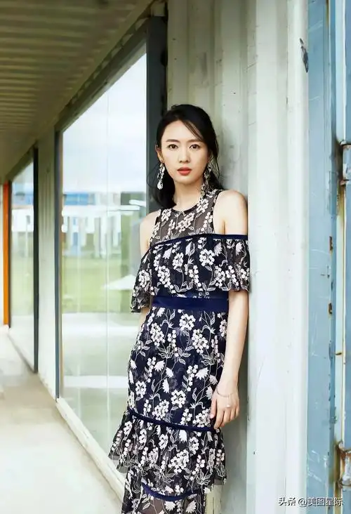 明星惊艳美图系列7.本期主角-童瑶.