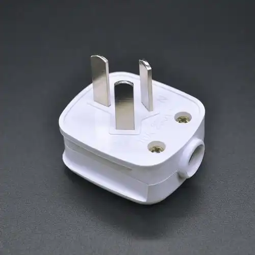 厂家直销三极电源插头10a三脚一体铜大功率阻燃接线空调三孔插座