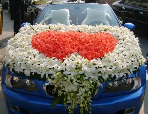 婚礼花车价格要多少 什么样的花适合装饰婚车_婚庆服务_婚庆百科_齐家