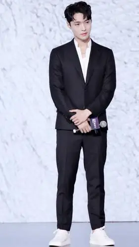 张艺兴 180517爱奇艺世界大会