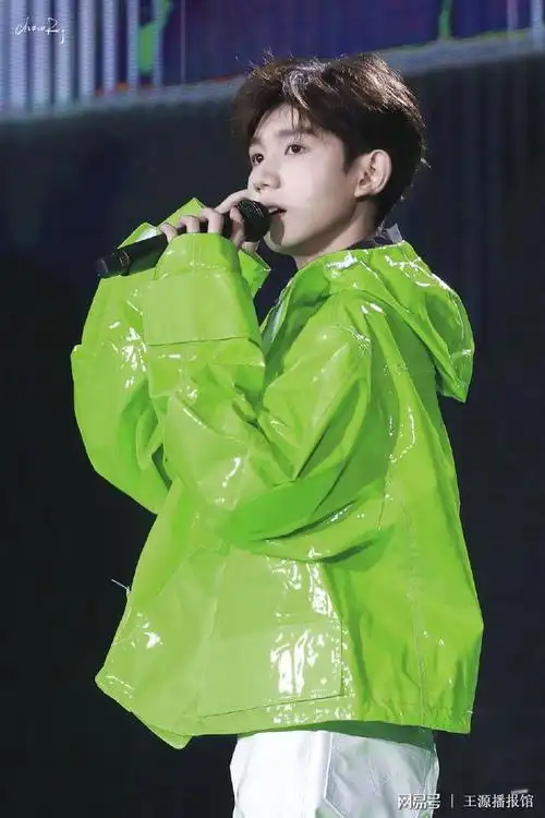 王源最强劲的荷尔蒙名为浪漫