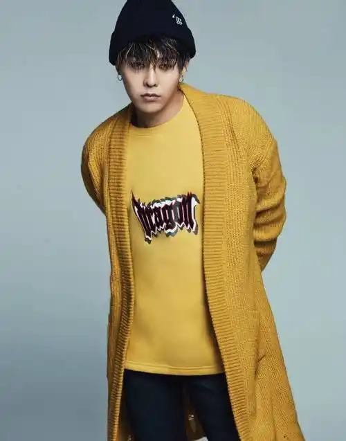 简介:gd权志龙最新时尚写真图片,分享一组权志龙图片给大家,图中的