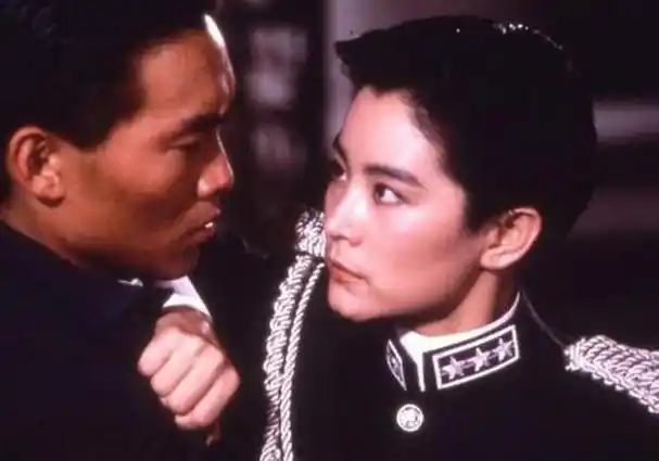 当女演员扮男装林青霞成经典这位剃寸头超帅最后是评委级别