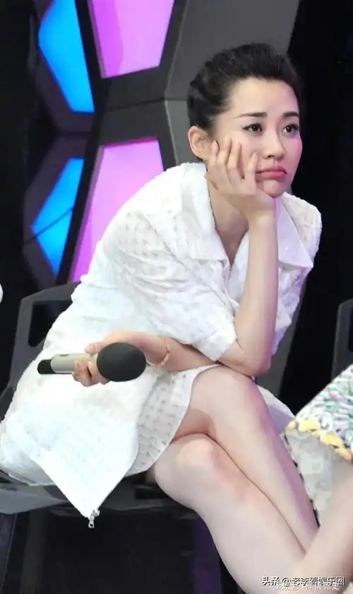 许晴:要论嘟嘟嘴,扮可爱,还真没有人可以比过我