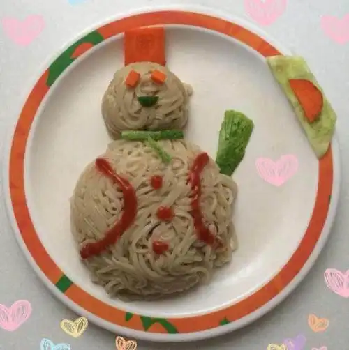 78雪人爱心面条儿童餐