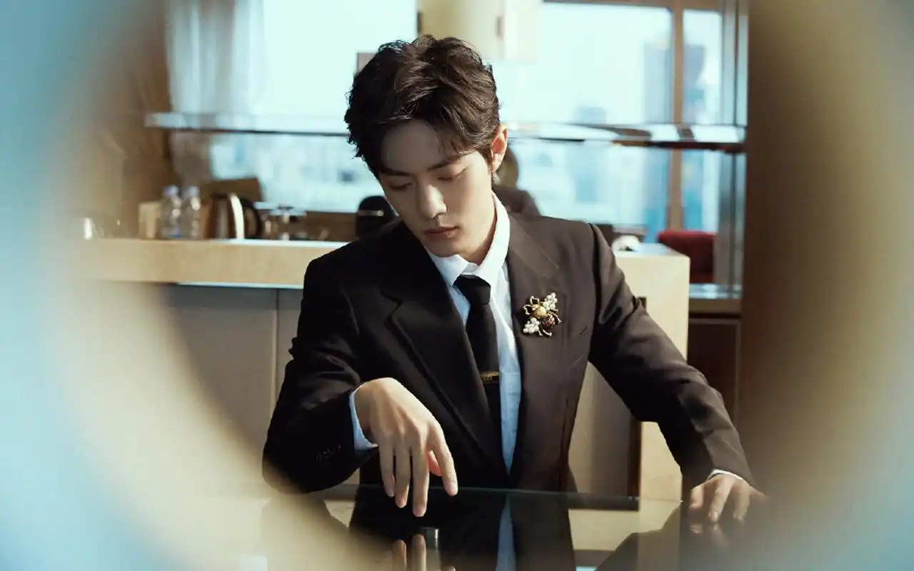 肖战沉稳帅气写真桌面壁纸