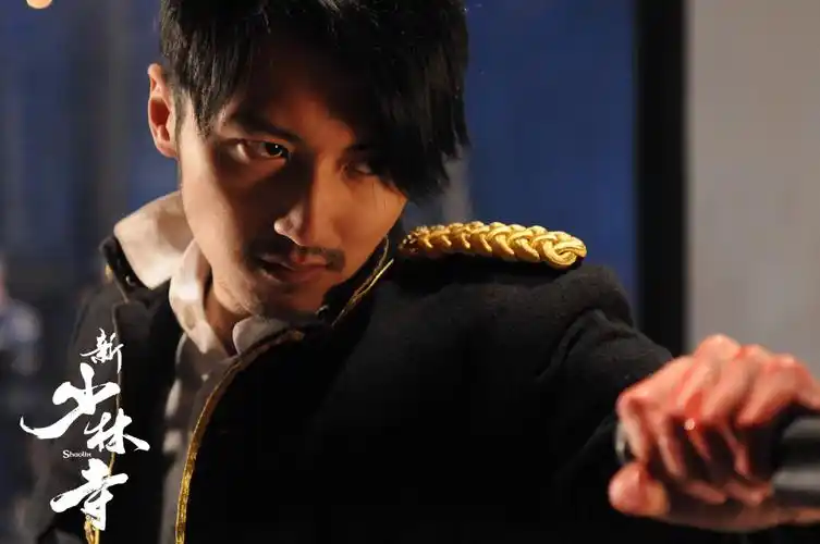 《新少林寺》中的谢霆锋有人说如今的华语动作片人才断代,动作电影是