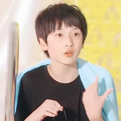 严浩翔yhx人类幼崽可爱瞬间超级好看奶味严严