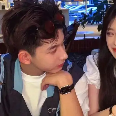 二人情侣头像双人版 甜蜜高清双人头像一左一右图片