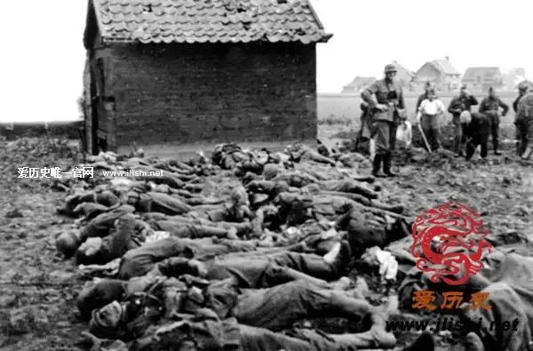 战争的恐怖只有经历的人才知道 二战阵亡士兵照