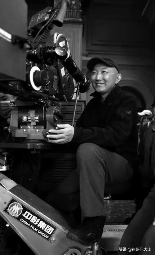 为什么很多电影制片都是韩三平,电影制片人收入工资高不高?
