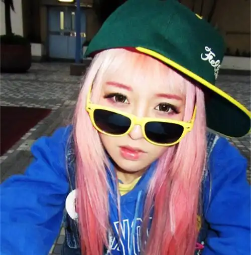 本文非主流原宿风美女图片_个性的非主流由小英编辑