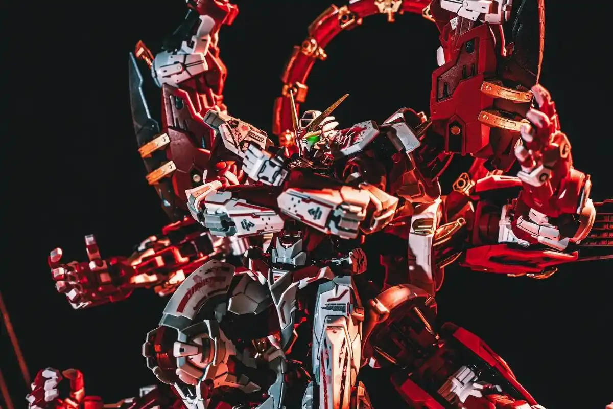 补拍几张模匠魂八臂红异端.#高达模型 #模型 #胶佬 #红异 - 抖音