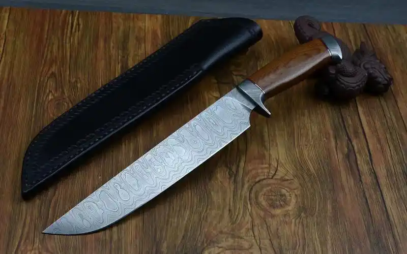 锻造大马士革钢长刀全长:385mm刃长:255mm柄长:130mm宽度:43mm厚度:6.