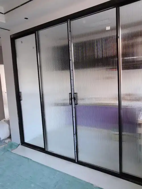 长虹玻璃推拉门