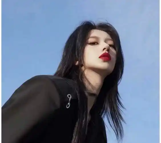 又霸气又高冷的背景图片,霸气高冷到爆的女生头像