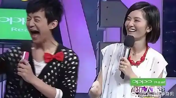 李维嘉和何炅两人太坏,拿谢娜张杰小两口开涮,对话超逗!