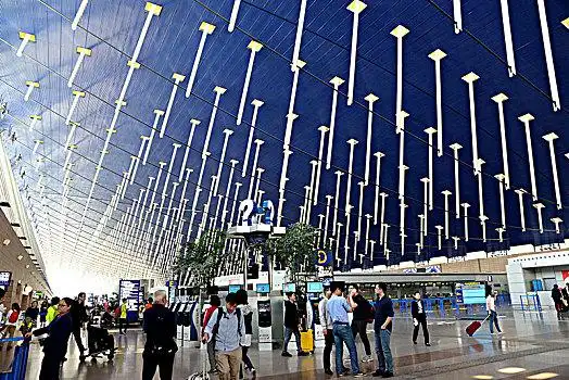 上海浦东机场候机大厅