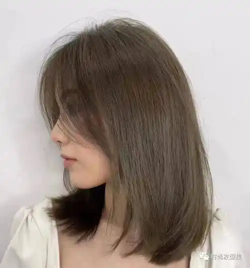 "不长不短不烫的发",好好看呀!_发型_中国_人类
