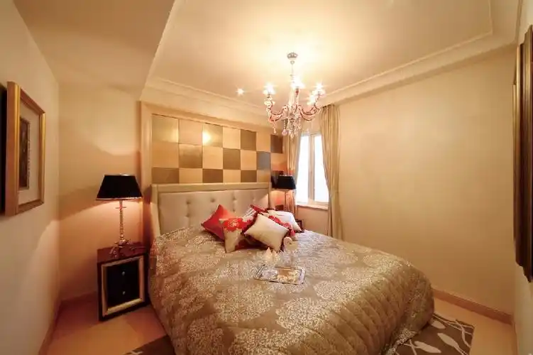 暖色简约卧室卧室现代简约70m05三居设计图片赏析--土巴兔装修效果