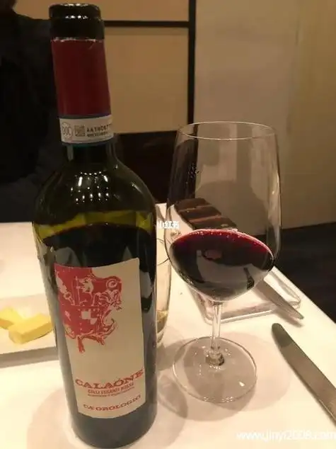 什么样的红酒好红酒可以加什么一起喝